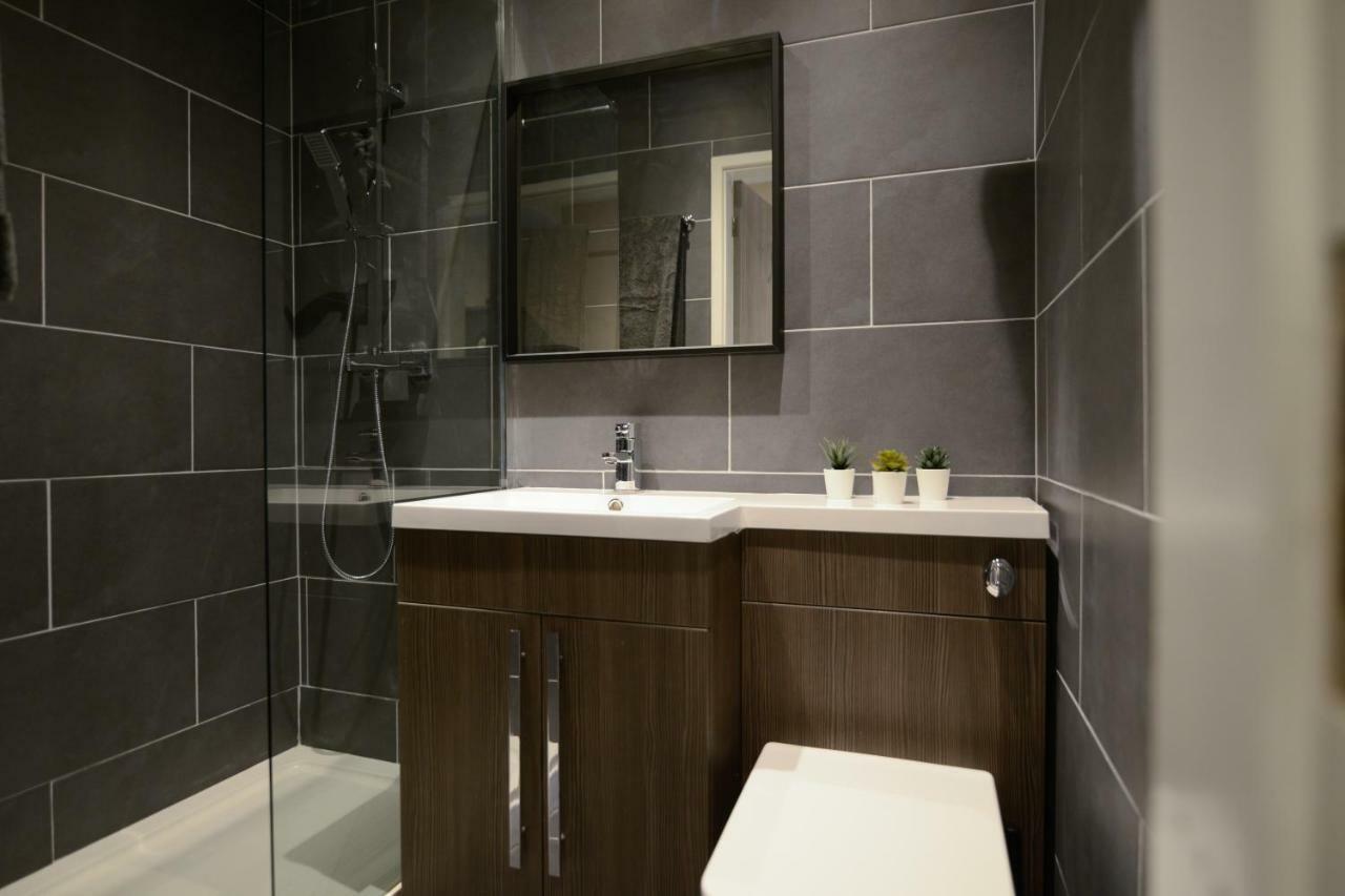 Ladywell House Suites - Chinatown - Self Check-In Бірмінгем Екстер'єр фото
